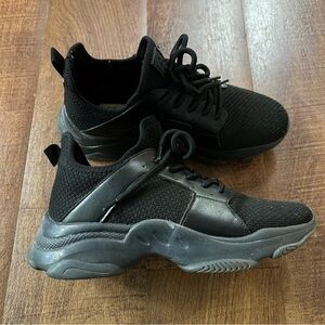 Steve Madden Ganzo Black Fabric Low Top Rubber Arch Supprt Sneakers